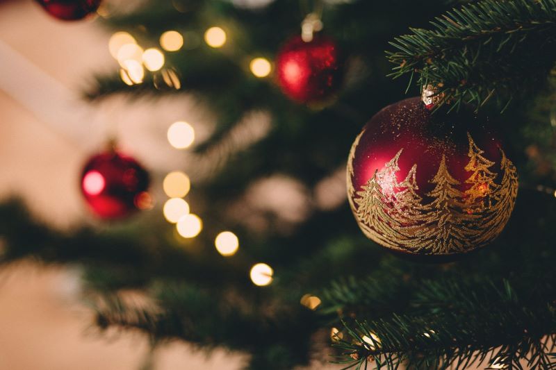 A Guide to Finding the Perfect Slim Artificial Christmas Tree for Your Home